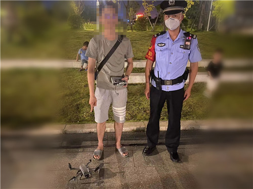 高铁上空放飞无人机 男子“黑飞”被惠铁警方依法教育查处