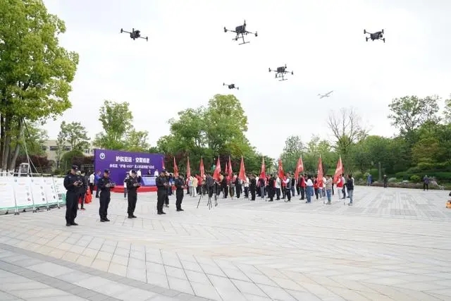 杭州开展空警巡逻，无人机扫毒来了！